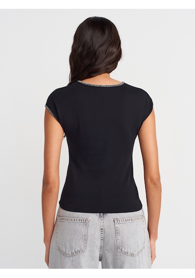 Dilvin 31814 Kontrast Dikiş Detaylı T-shirt-siyah SIYAH