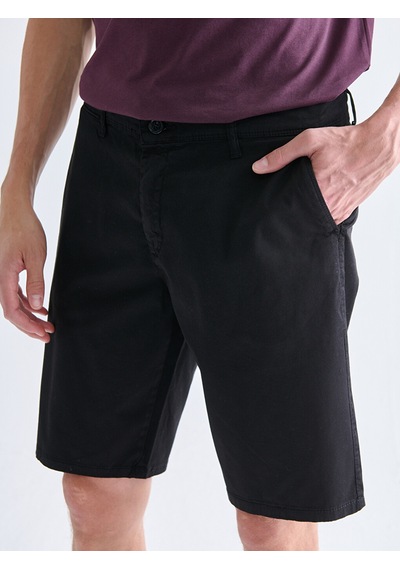 Lcwaıkıkı Classic Siyah Slim Fit Gabardin Erkek Şort