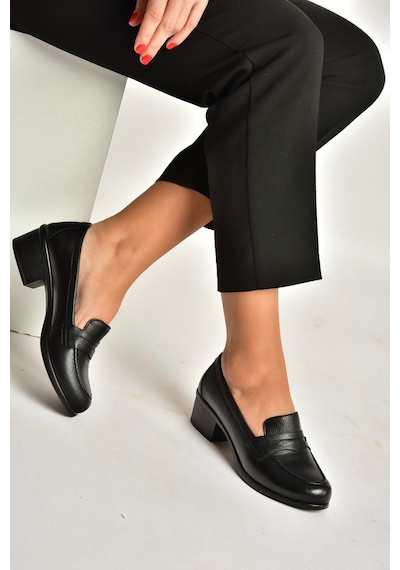 Fox Shoes Y555092203 Siyah Kalın Alçak Topuklu Kadın Ayakkabı Siyah