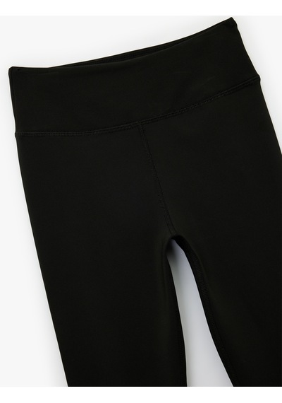 Koton Spor Tayt Basic Yüksek Bel Şardonlu Yumuşak Tuşe Skinny Fit İnterlok Siyah 7wak40028nk