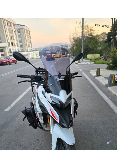 Motocam Benelli Trk 251 Ön Cam 2019-2023 Model 56cm Füme Renkli 4mm