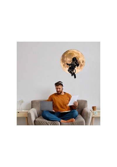 Kişiselleştirilebilir Led Işıklı Epoksi Cam Katmanlı Tablo Astronot Dolunay Sarı - 738250971 Sarı