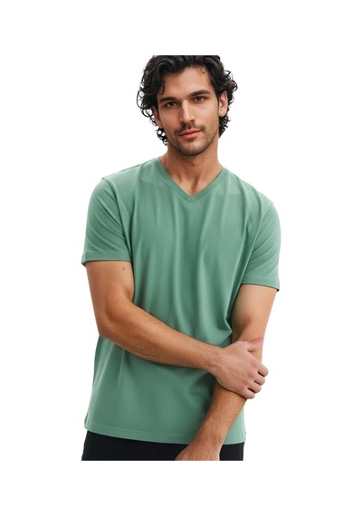 Arma Ar-ma Erkek V Yaka Tişört Baskisiz Basic Örme Kumaş Regular Fit %100 Pamuk 30/1 Penye Süprem Y31364408102 Yeşil-y6 Arma Ar-ma Erkek V Yaka Tişört Baskisiz Basic Örme Kumaş Regular Fit %100 Pamuk 30/1 Penye Süprem Y31364408102 Yeşil-y6