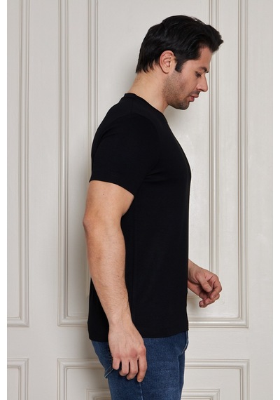 Erkek Jeuss Oysho Kumaş Sıfır Yaka Siyah Tshirt Erkek Jeuss Oysho Kumaş Sıfır Yaka Siyah Tshirt