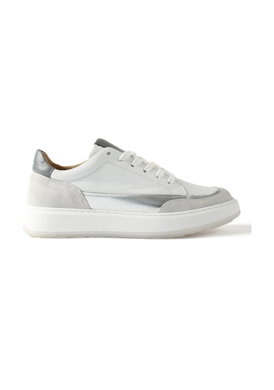 Kadın Beyaz Bağcıklı Kalın Tabanlı Deri Sneaker