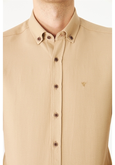 Krem Düğmeli Yaka Uzun Kollu Gömlek Slim Fit Camel