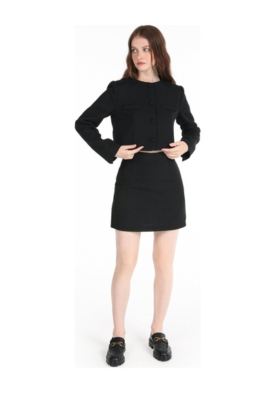 Colins Regular Fit Bisiklet Yaka Siyah Kadın Ceket Cl1065871 Siyah