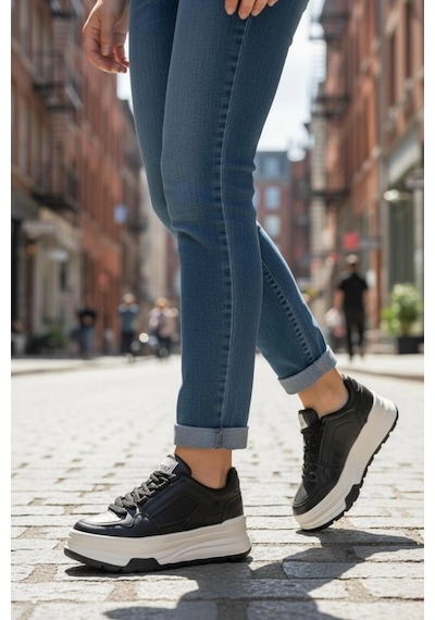 In Step Ropee Street Style Yüksek Taban Siyah Kadın Sneaker In Step Ropee Street Style Yüksek Taban Siyah Kadın Sneaker