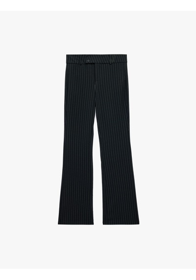 Koton Viskon Karışımlı Slim Fit Düğmeli İspanyol Paça Pantolon Lacivert Çizgili 6sal40088ık Koton Viskon Karışımlı Slim Fit Düğmeli İspanyol Paça Pantolon Lacivert Çizgili 6sal40088ık