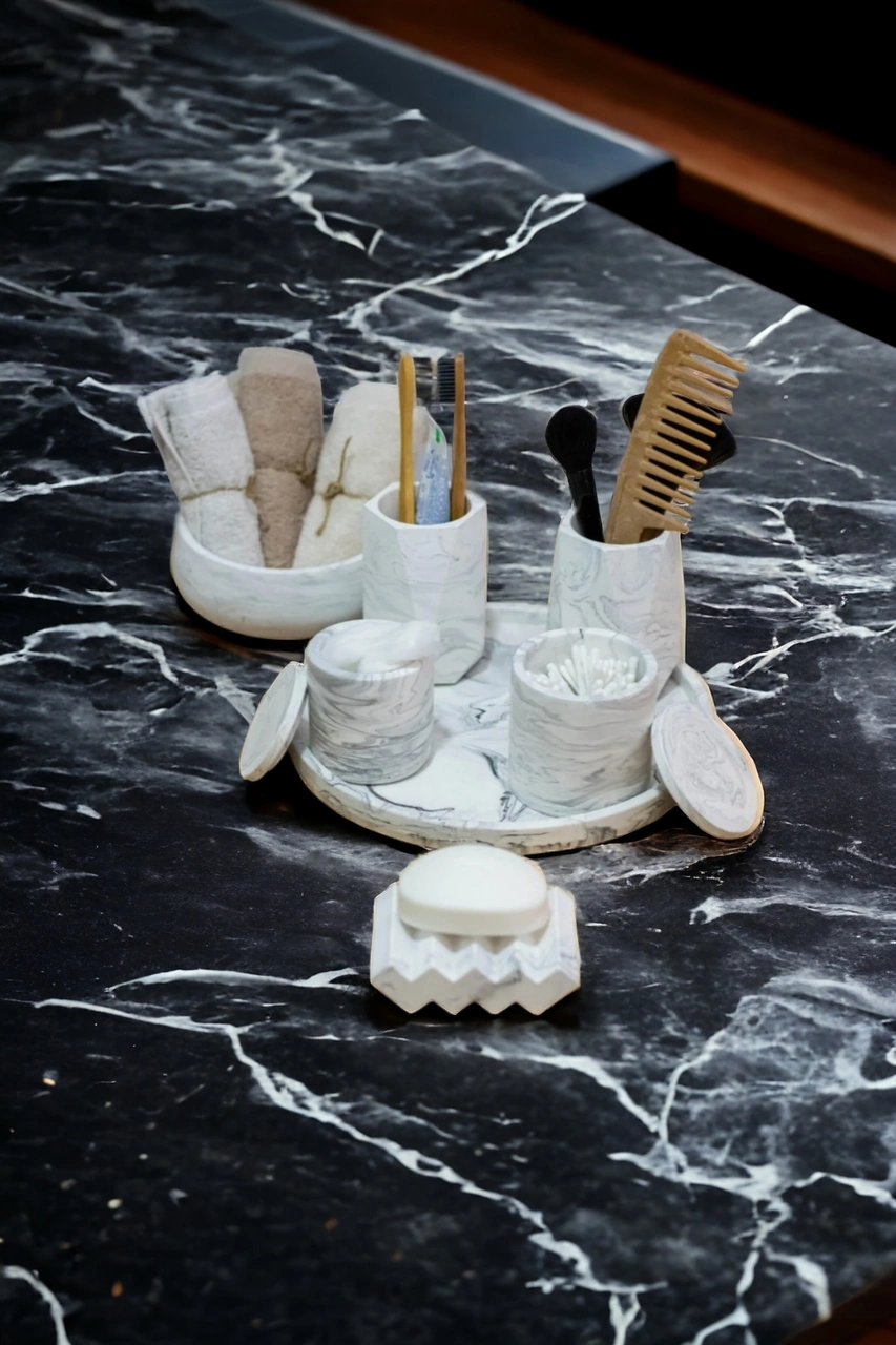 Marble Serisi Tepsili Beton Banyo Seti,pamukluk,havluluk Ve Sabunluk Set Bej