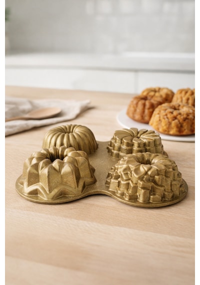 Viona 4'lü Muffin Döküm Kek Kalıbı Gold Gold