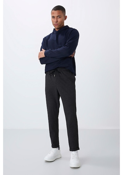 TOMMYLIFE Antrasit Melanj Yüzeyi Dokulu Standart Fit Erkek Eşofman Alt - 82154 Antrasit - Melanj TOMMYLIFE Antrasit Melanj Yüzeyi Dokulu Standart Fit Erkek Eşofman Alt - 82154 Antrasit - Melanj