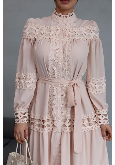 Neşeli Butik Kadın Uzun Dantel Detaylı Tasarım Elbise Nbms42110 Bej