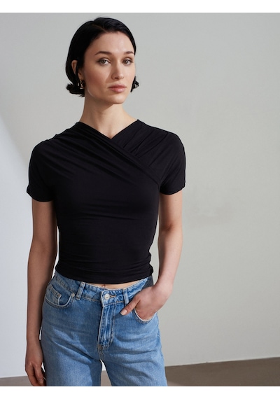 Dilvin 32659 Drapeli Kısa Kollu Top-siyah Bluz - 101a32659