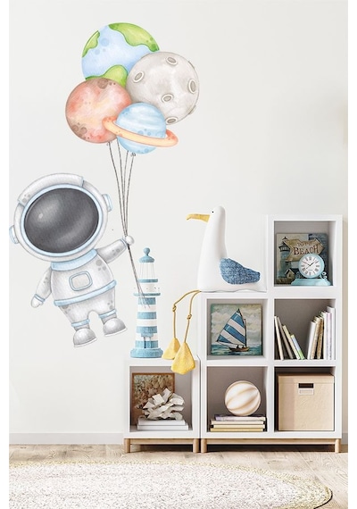 Sevimli Astronot Ve Balonlar Temalı Çocuk Ve Bebek Odası Dekoratif Duvar Sticker Seti