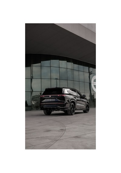 Volkswagen Tayron 2025+ R-line Piano Black Bagaj Spoilerı Parlak Siyah Premium Tasarım