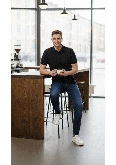 Erkek Polo Yaka Düğmeli Pike Kumaş Tişört Regular Fit Kısa Kol T-shirt - Siyah Erkek Polo Yaka Düğmeli Pike Kumaş Tişört Regular Fit Kısa Kol T-shirt - Siyah