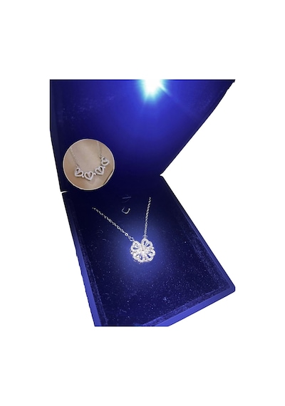 Lüks Işıklı Kutuda 925 Ayar Gümüş Kaplama Açılır Yonca Taşlı Kalpli Kolye Silver