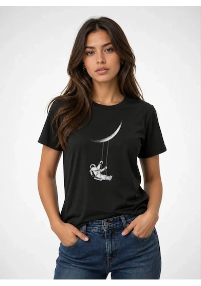 Defymoda Astronot Ay Temalı Tişört Kısa Kol Yazlık Bisiklet Yaka T-shirt - Siyah