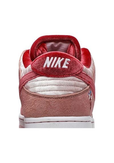 Nike Dunk Low Sb Strangelove Skateboards Spor Ayakkabı Çok Renkli
