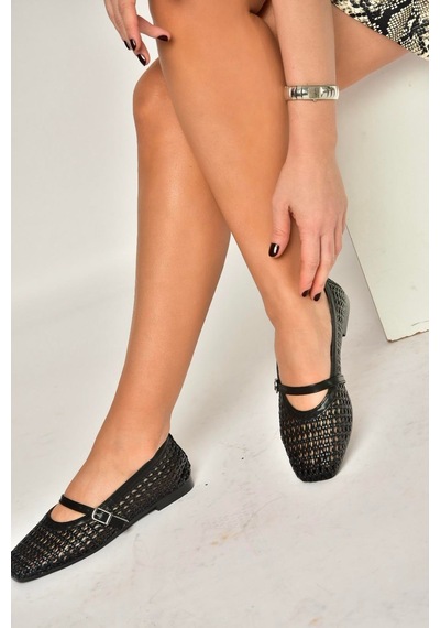 Fox Shoes Y726431709 Siyah Örgü Görünümlü Kadın Babet Siyah