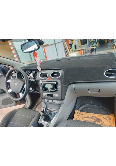 2005-2011 Modellerine Uygun Ford Focus 2 Torpido Koruma Halısı Siyah Kenar Renk Siyah