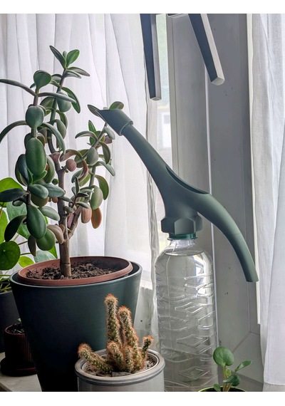 Plastik Şişe Uyumlu 4 Başlıklı Pratik Bitki Sulama Aparatı Bahçe Ve Saksılar İçin Çok Amaçlı 4 Adet