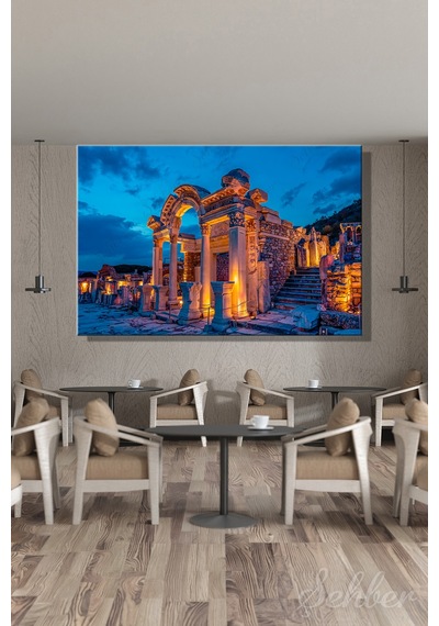 İzmir Selçuk İlçesinde Efes Antik Kenti'ndeki Tarihi Hadrian Tapınağı Yatay Kanvas Tablo 4108 Çok Renkli