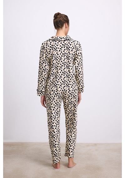 Man11550-1039 Anil Ev Giyim Anıl Kadın Uzun Kollu Gömlek Yaka Leopar Desenli %100 Pamuk Pijama Takımı 11550 Krem