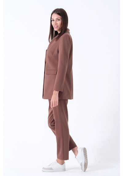 Feminist Açık Kahverengi Kadın Dört Düğmeli Kruvaze Blazer Ceket & Pantolon Takım 0106305 Feminist Açık Kahverengi Kadın Dört Düğmeli Kruvaze Blazer Ceket & Pantolon Takım 0106305
