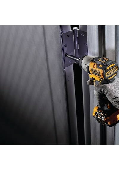 Dewalt DCF801D2-QW 12V 2.0 Ah Çift Akülü Kömürsüz Kompakt Akülü Vidalama Dewalt DCF801D2-QW 12V 2.0 Ah Çift Akülü Kömürsüz Kompakt Akülü Vidalama