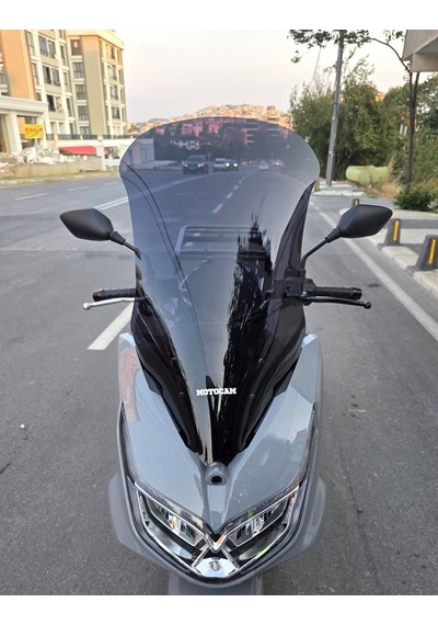 Motocam Motolüx Mcx 125 Ön Cam 2024-2026 Model 68cm Siyah Renkli 4mm