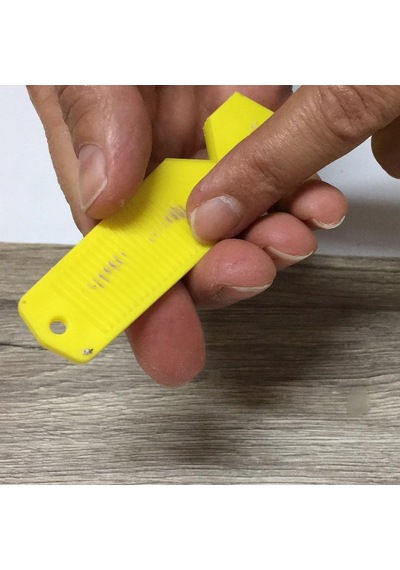 Kementaş Yumuşak Tamir Mumu 823 Doğal Kayın 8cm, Ahşap Ve Plastik Yüzeylerde Çizik Ve Çatlak Onarımı İçin Kol Diğer