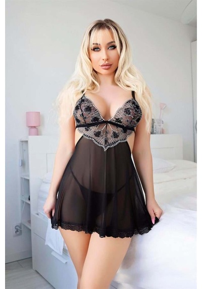 Lisinya Closet Siyah Dantel İşlemeli Gecelik Siyah