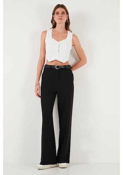 Lela Slim Fit Kalp Yaka Düğmeli Kalın Askılı Crop Bayan Yelek 5865497 Siyah Çizgili
