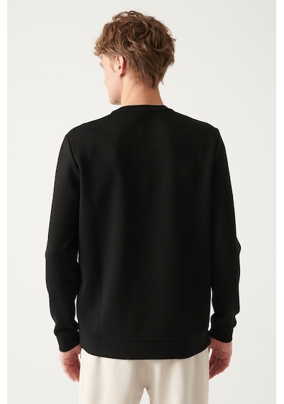 Avva Erkek Siyah Sweatshirt Bisiklet Yaka Esnek Yumuşak Doku İnterlok Kumaş Standart Fit Normal Kesim B001100 Siyah