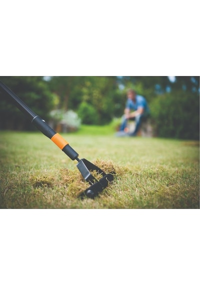 Fiskars 135513-1000655 Quikfit Çim Havalandırma Tırmığı