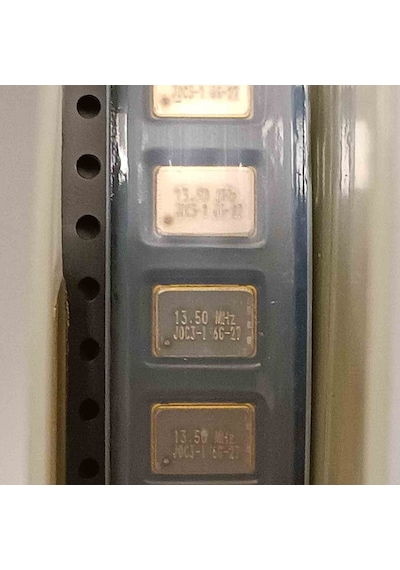 49030000741 13.5mhz Smd Osilatör Kristaller 4 Adet