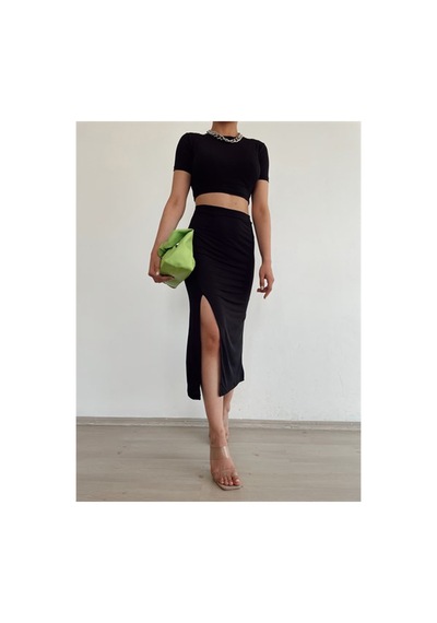 Thiqe Butik Yandan Yırtmaçlı Etek Crop Takım Siyah