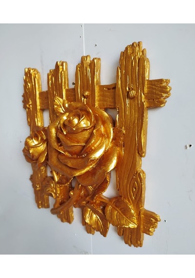 Altın Varaklı Polyester Güllü Duvar Panosu Duvar Süsü 23X22 Cm