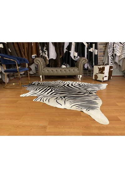 Hakiki Deri Dana Postu Beyaz Zebra Baskılı 195 X 225 Cm - 2261201000051