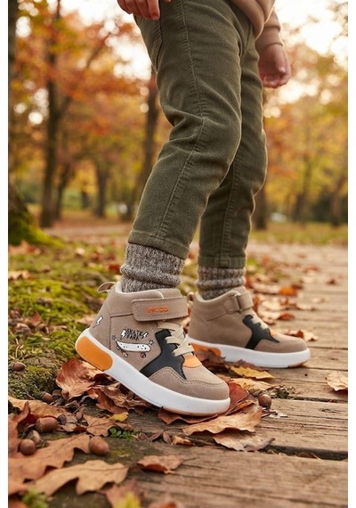 Vicco Pole Kum Anatomik Rahat Sneaker Işıklı Erkek Çocuk Bot 946.b26k.244