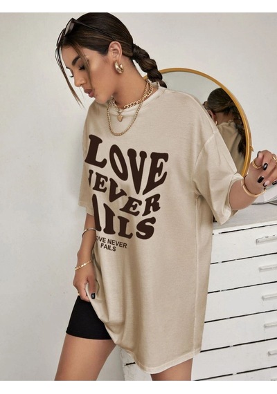 Flood Of Style Kadın Bej Love Never Faıls Baskılı Oversize Bisiklet Yaka Tshirt
