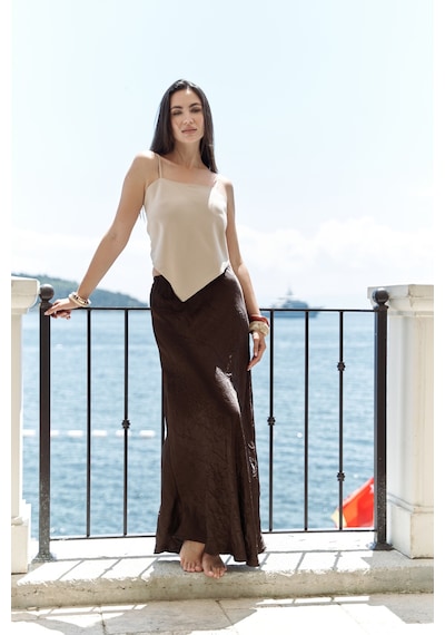 Mai Collection Mai Studios Co. Alytih Üçgen Detay Bej Crop Bej