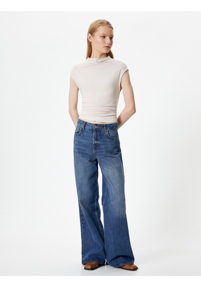 Koton Slim Fit Atlet Dik Yaka Kısa Kollu Drapeli Bej 4sak10105ek 4SAK10105EK050
