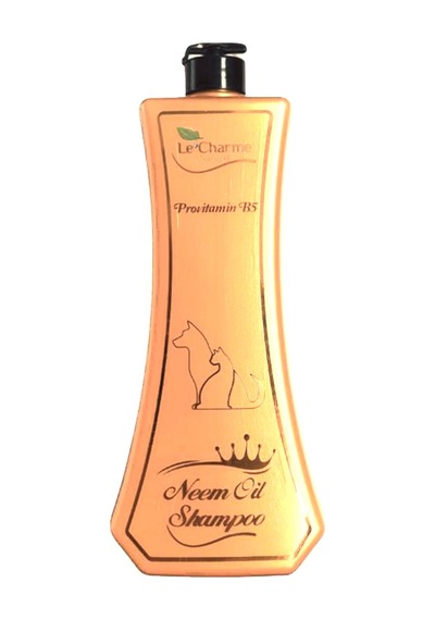 Le Charme Naturel Neem Yağlı Evcil Hayvan Şampuanı 1 L