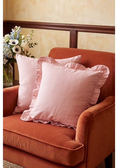 Pembe Fırfırlı Dekoratif Kırlent Kılıfı
