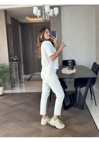 Ekru Triko Garnili Bisiklet Yaka Kadın T-shirt - Ekru