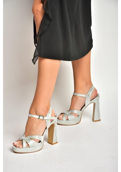 Fox Shoes Y246170214 Gümüş Sim Kalın Platform Topuklu Abiye Ayakkabı