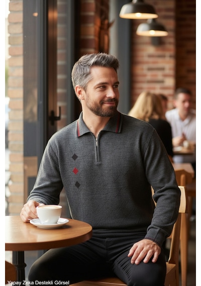 Kamalı Erkek Gri Tüylenme Yapmayan Standart Fit Normal Kesim Nakış Desen Polo Yaka Triko Kazak Kamalı Erkek Gri Tüylenme Yapmayan Standart Fit Normal Kesim Nakış Desen Polo Yaka Triko Kazak